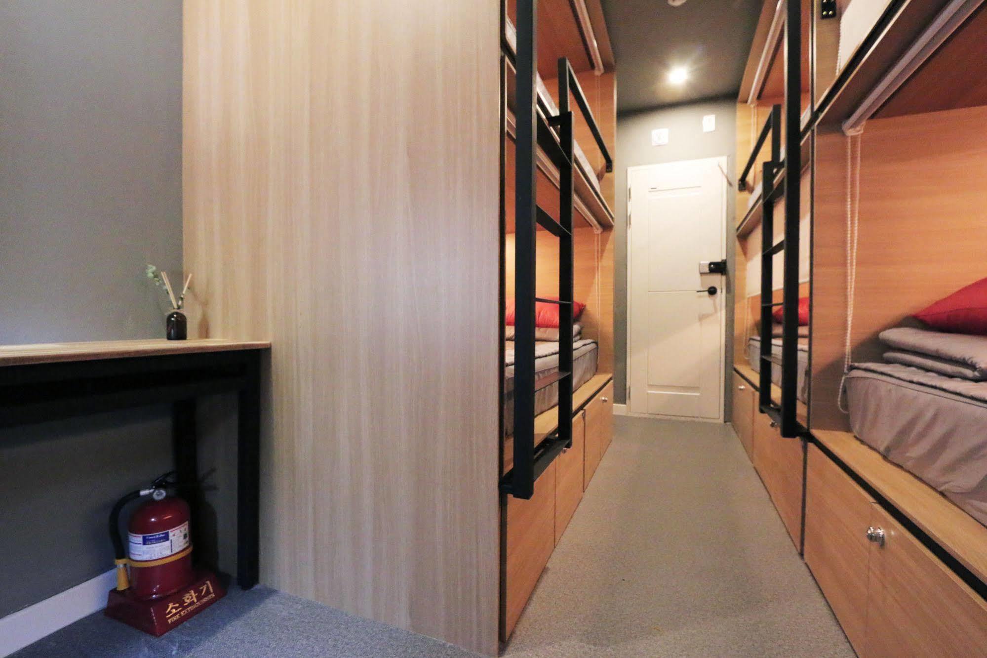 Blueboat Hostel Jeonju Exterior photo